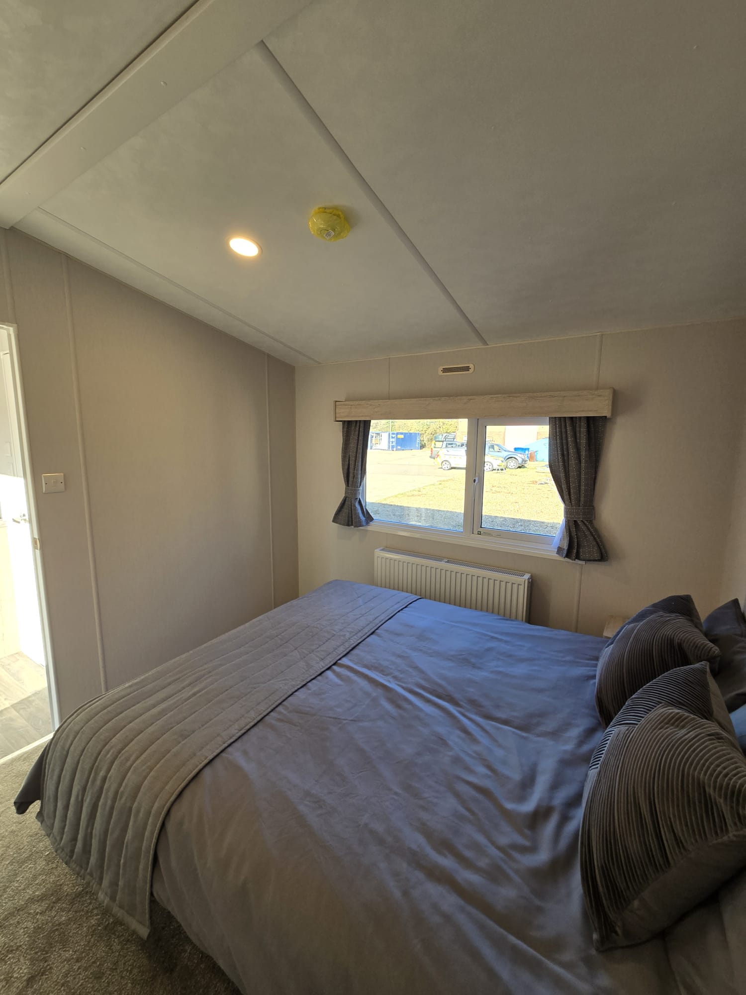 c8309aa2-f639-43d4-85e2-453b2593299c